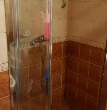 Hostel Wynajem Pokoi Barka Zdzislaw Barbuzynski