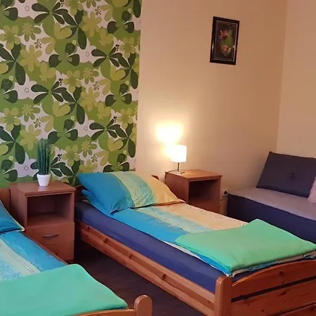Wynajem Pokoi Barka Zdzislaw Barbuzynski Hostel