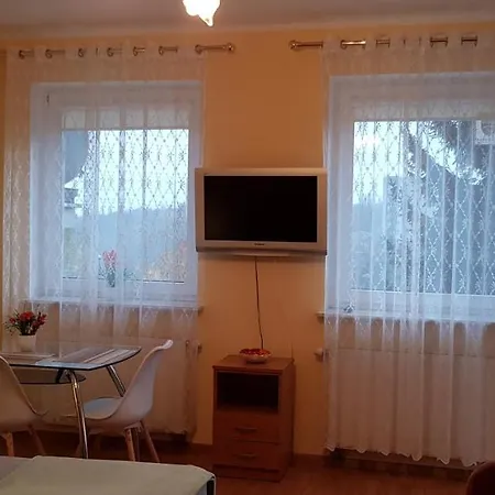 Hostel Wynajem Pokoi Barka Zdzislaw Barbuzynski Orunia