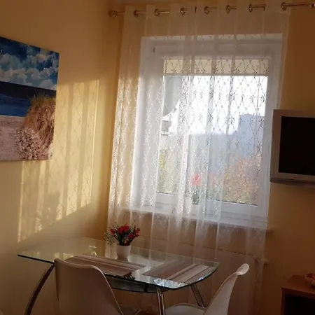 Wynajem Pokoi Barka Zdzislaw Barbuzynski Hostel