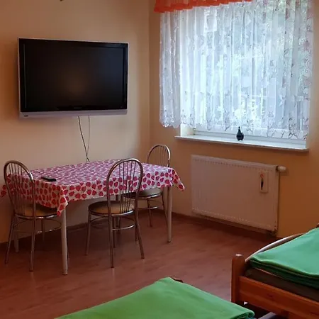 Hostel Wynajem Pokoi Barka Zdzislaw Barbuzynski Orunia