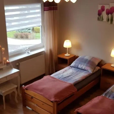 Wynajem Pokoi Barka Zdzislaw Barbuzynski Hostel Orunia