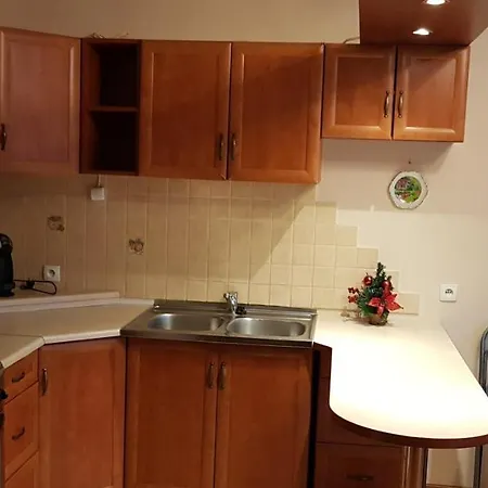 Hostel Wynajem Pokoi Barka Zdzislaw Barbuzynski Orunia